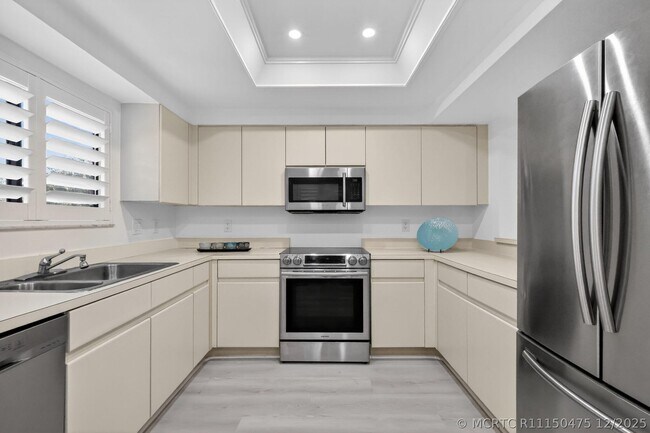 Building Photo - 15314 Strathearn Dr