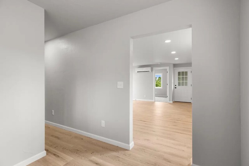 Building Photo - 2415 West St