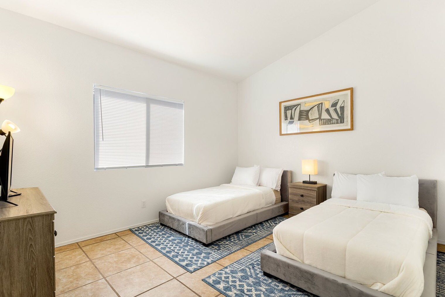 Building Photo - 7435 W Sonesta Dr