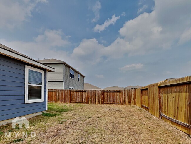 Building Photo - 12061 Latour Vly
