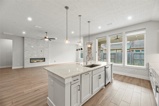 Building Photo - 1707 McCrae Hill Ct