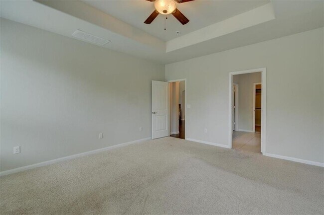 Building Photo - 1910 Texoma Dr