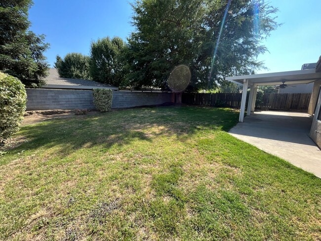 Building Photo - Charming Farmersville House coming soon!