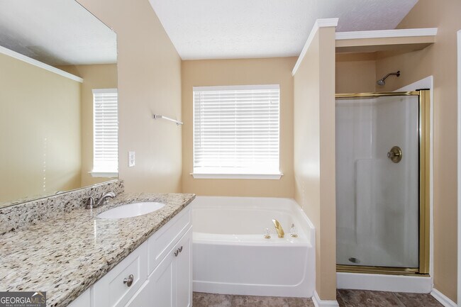 Building Photo - 7175 Springchase Way