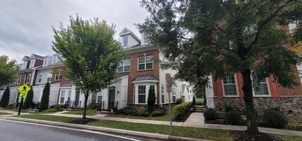 Building Photo - 5757 Richards Valley Rd