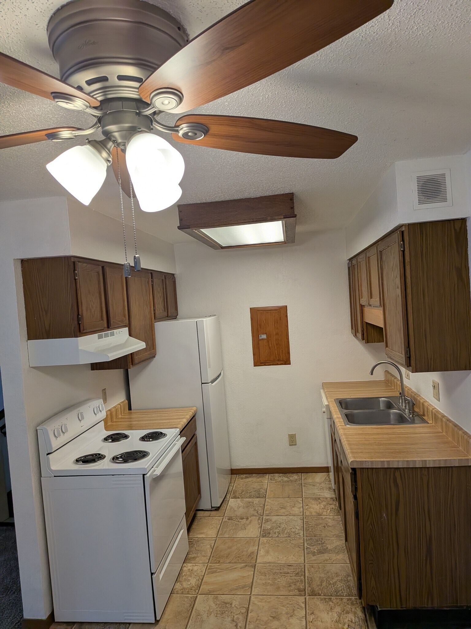 Building Photo - 4731 S Baha Ave