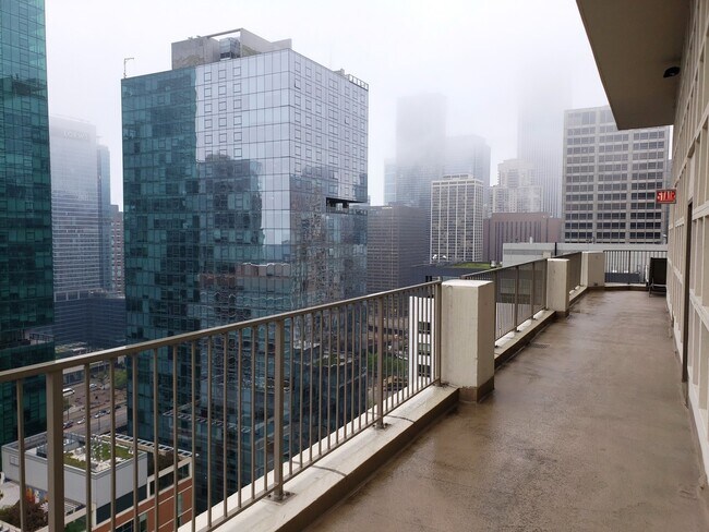 Building Photo - 535 N Michigan Ave