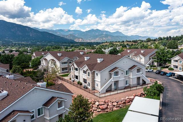 Building Photo - 3875 Strawberry Field Grove