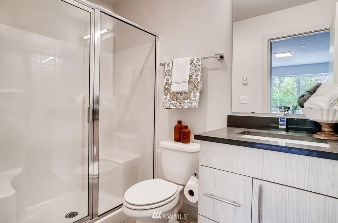 Building Photo - 17905 35th Ave SE