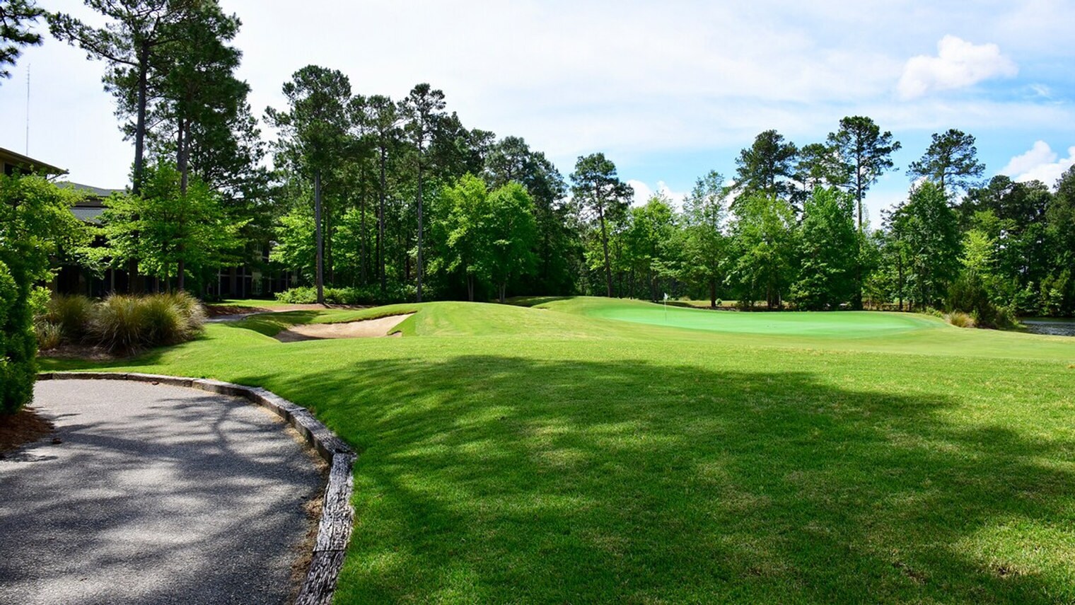 Building Photo - 987 Blue Stem Dr