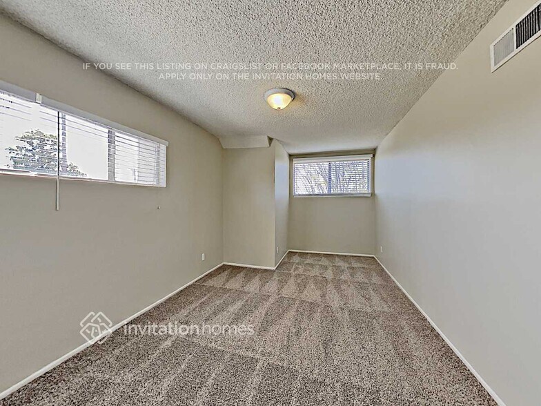 Building Photo - 7652 Goodland Ave