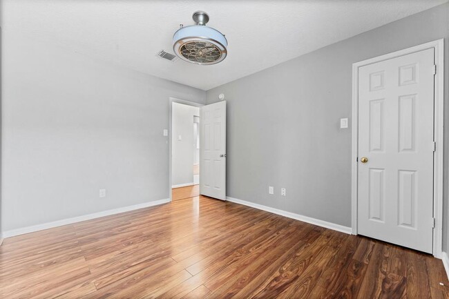 Building Photo - 21322 Hannover Pines Dr