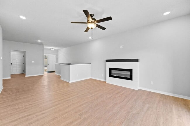 Building Photo - Brand New Townhome - Incredible Space