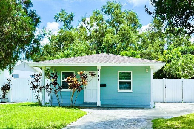 Primary Photo - 2878 26th Ave N