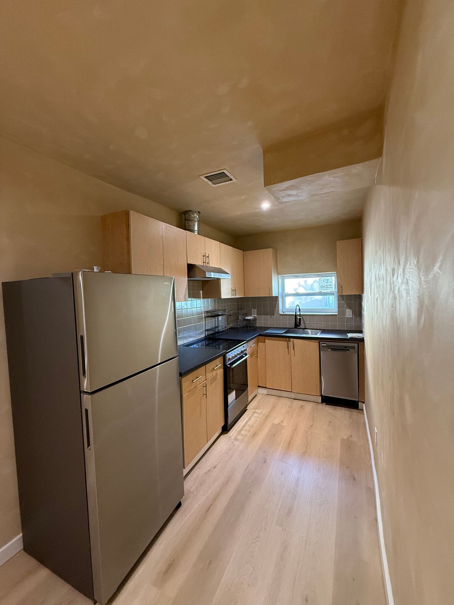 kitchen - 1431 NW 26th St