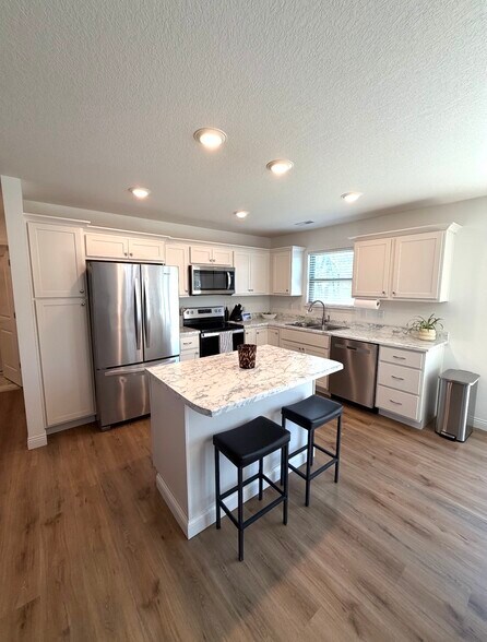 Building Photo - 5406 Sweetgum Cir