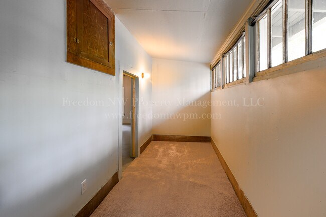 Building Photo - 6045 Skookumchuck Rd SE