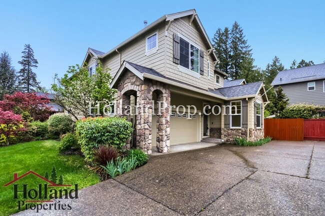 Building Photo - Must See, Beautiful 4 bedroom home in Hillsboro
