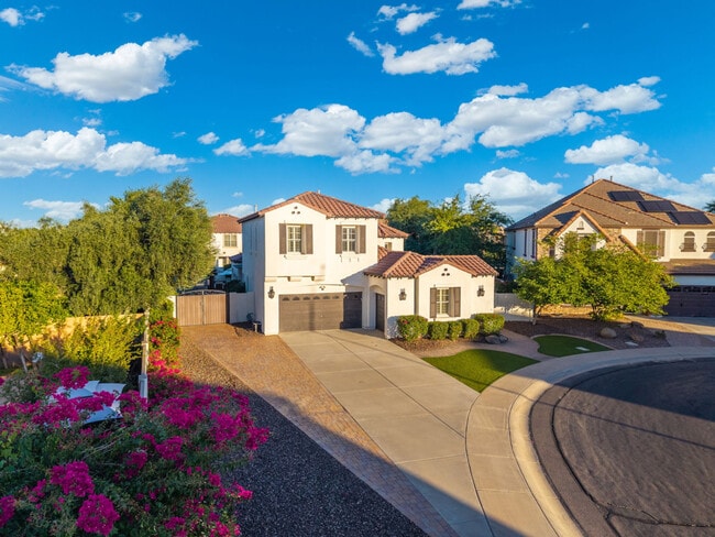 Building Photo - 3083 S Cottonwood Ct