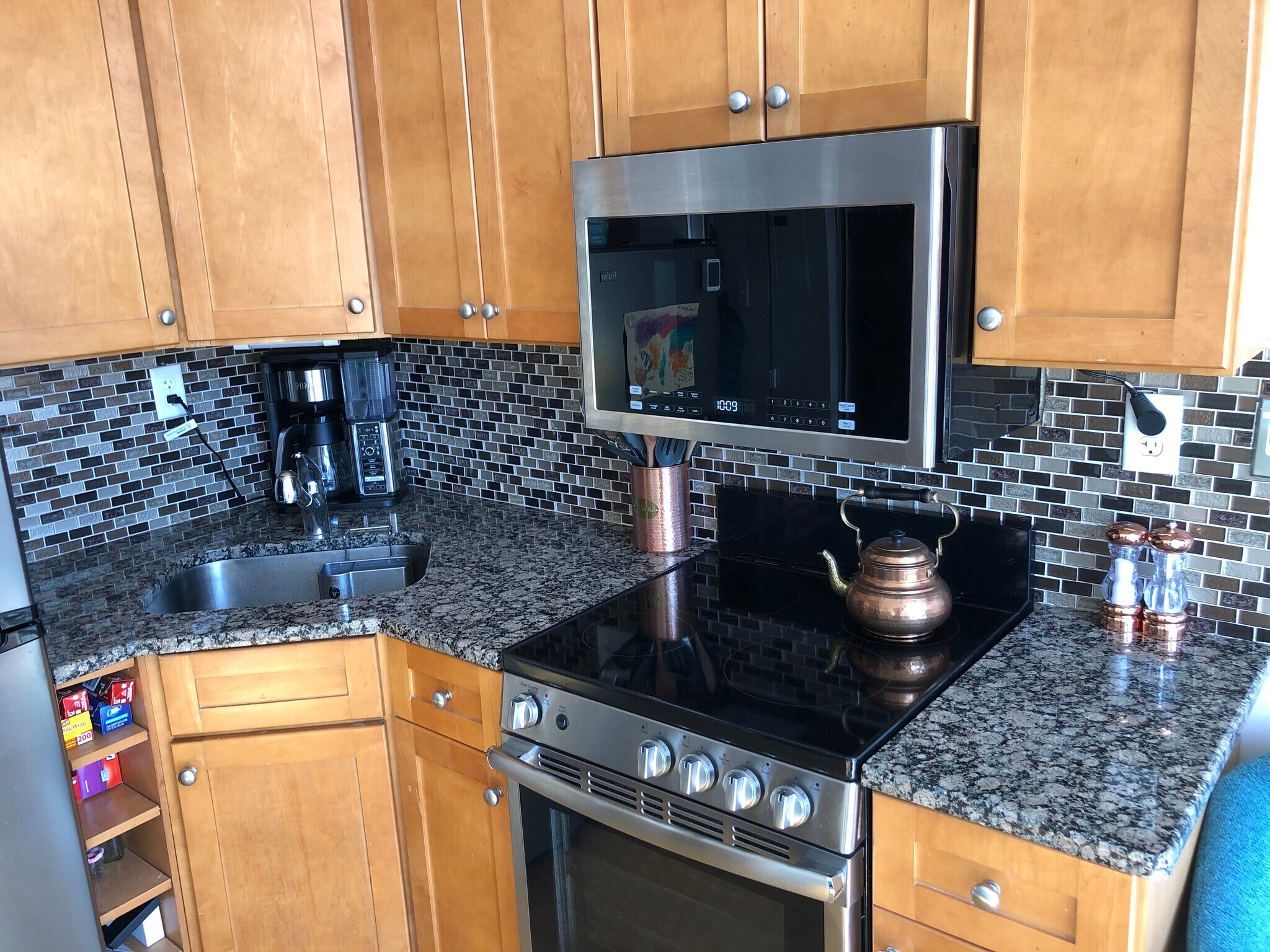 Building Photo - 12 Stoneholm St