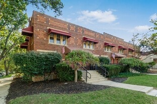 Building Photo - 526 S Drexel Ave