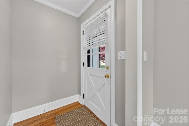 Building Photo - 3920 Haven Dr