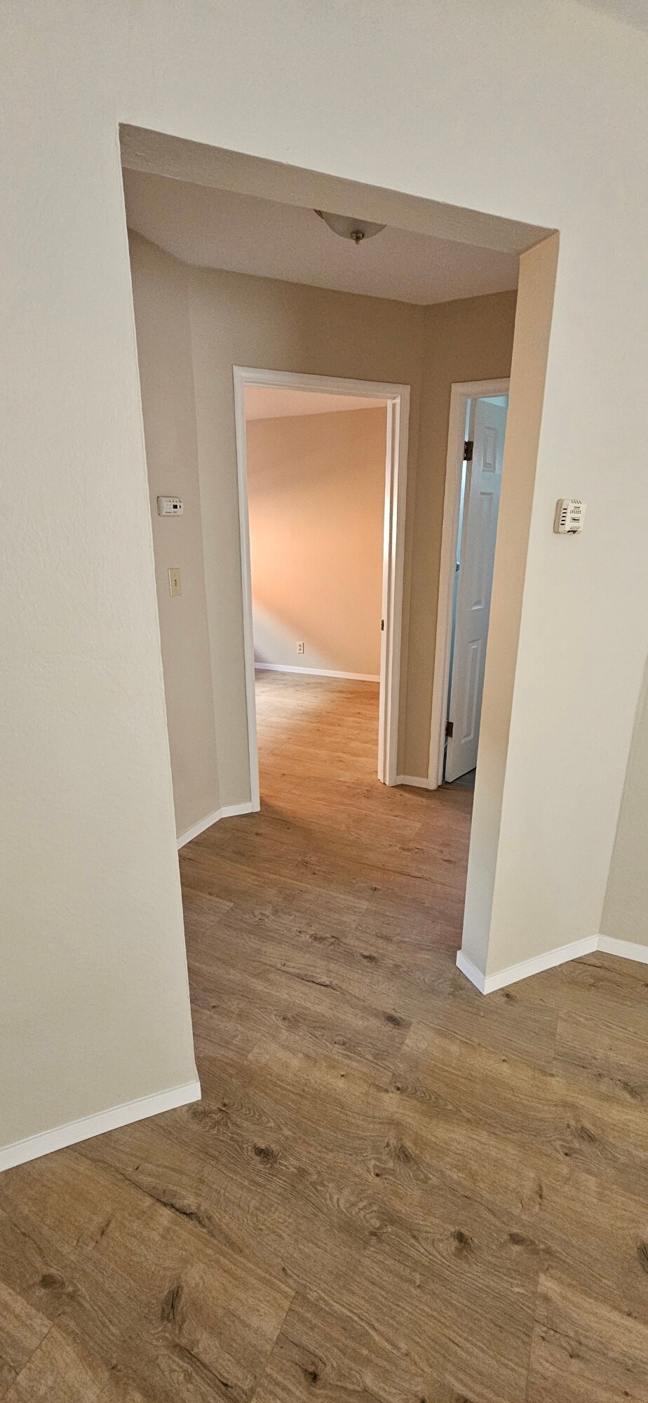 Building Photo - 2925 Dohr St