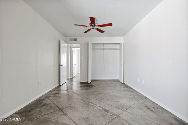 Building Photo - 14231 N 37th Pl