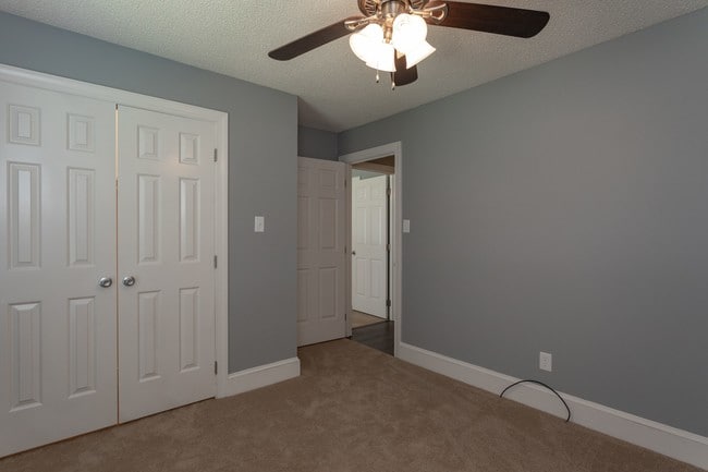 Building Photo - 1205 Opossum Trot Ln