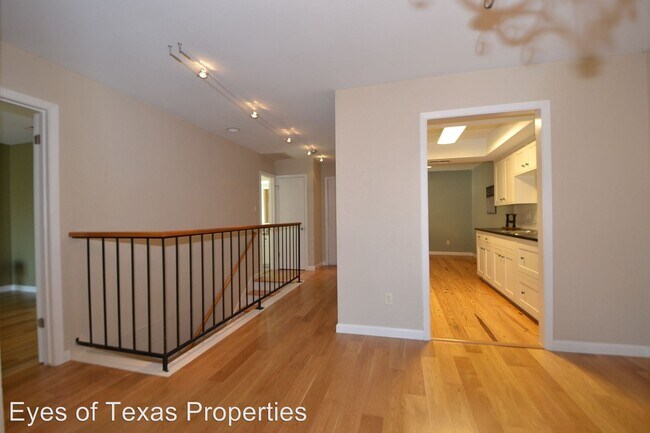 Building Photo - 2 br, 2 bath House - 8302 Alta Verde Dr.