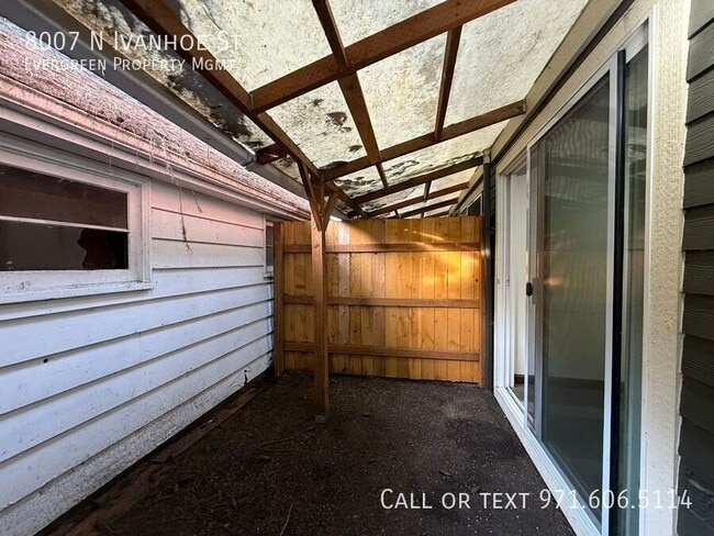 Building Photo - 8007 N Ivanhoe St