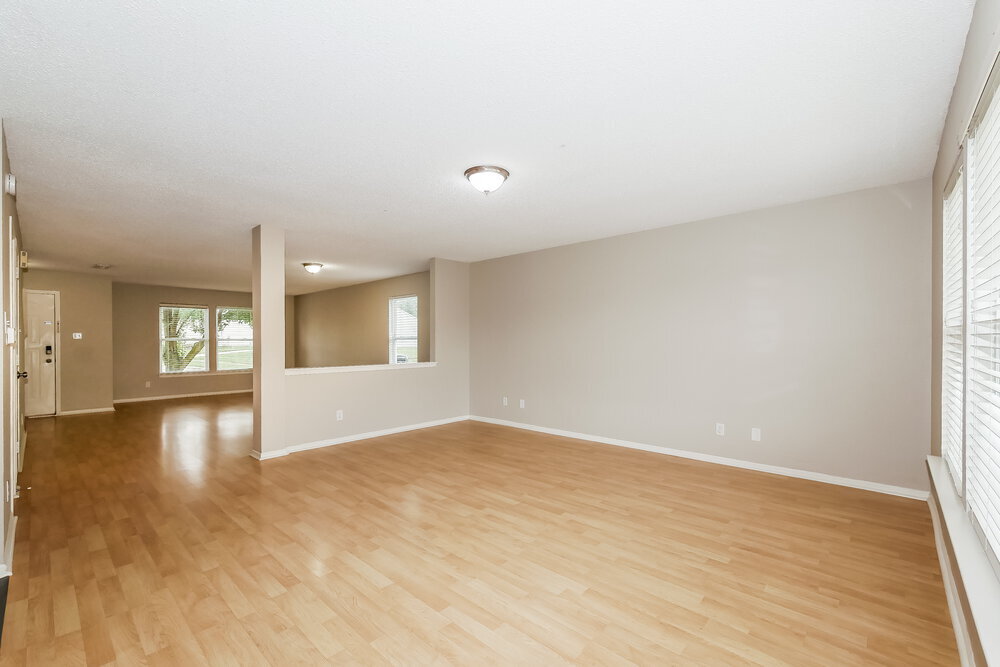 Building Photo - 6058 Amber Valley Ln