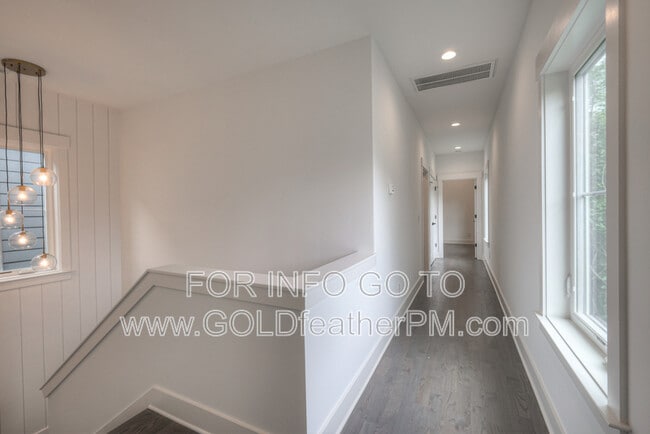 Building Photo - 709B 23rd St