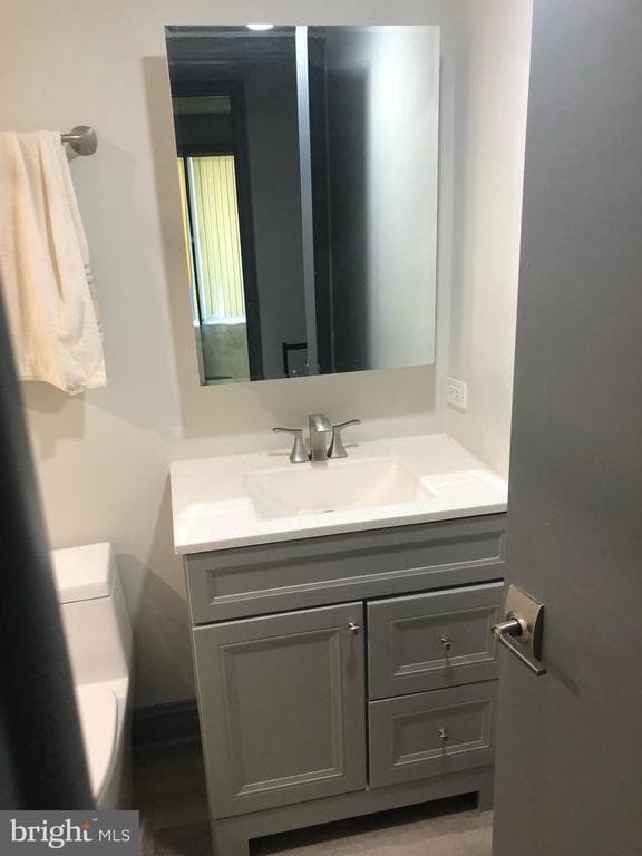 Building Photo - 20926 Valley Forge Cir