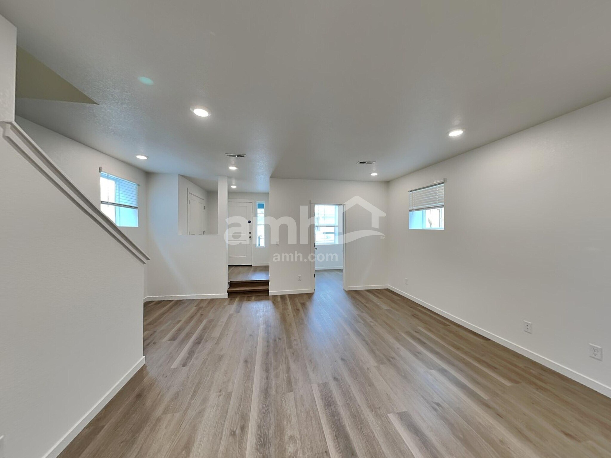 Building Photo - 26143 E Calhoun Pl