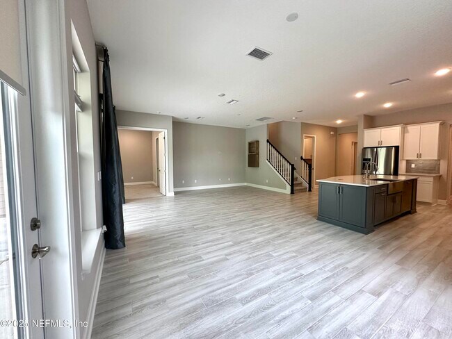 Building Photo - 11176 Engineering Way