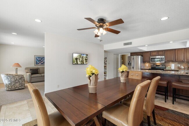 Building Photo - 15430 N 51st Pl