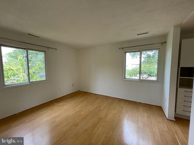 Building Photo - 1202 Aspen Dr