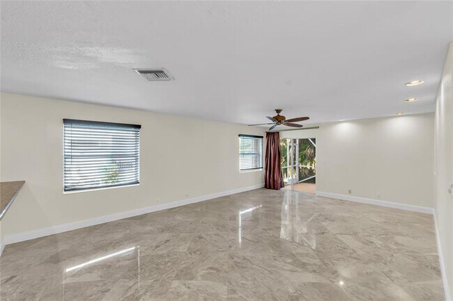 Building Photo - 5911 NW 59th Ave