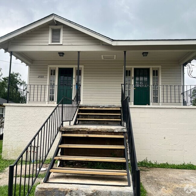 Building Photo - 2035 Beachhead Ln