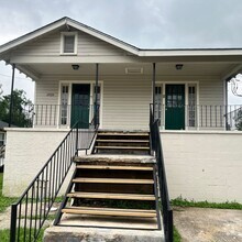 Building Photo - 2035 Beachhead Ln