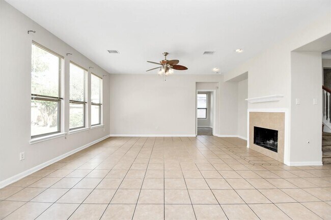 Building Photo - 6903 Oleander Grove Way