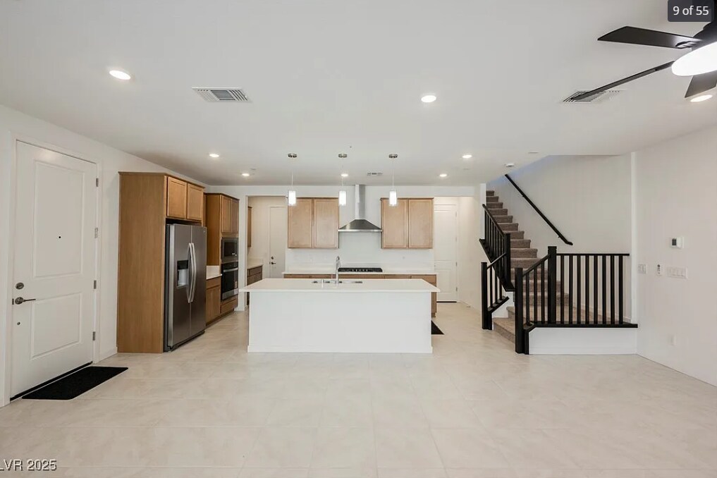 Building Photo - 2487 Altitude St