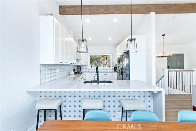 Building Photo - 303 Esperanza