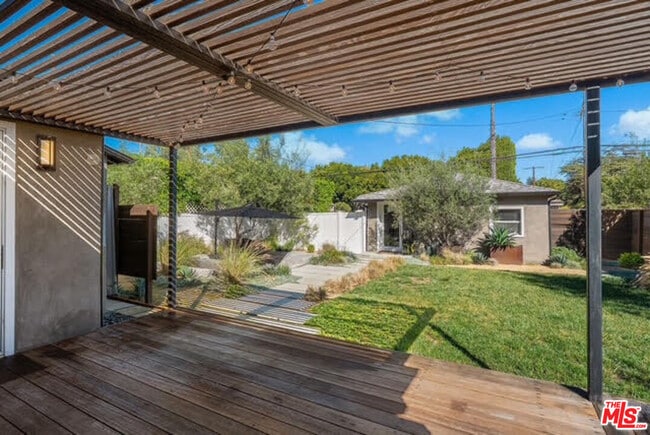 Building Photo - 2963 Virginia Ave