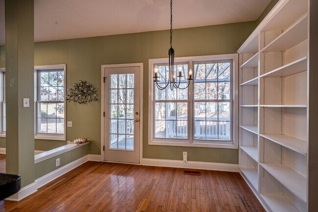 Building Photo - 3135 Lariat Ridge Dr