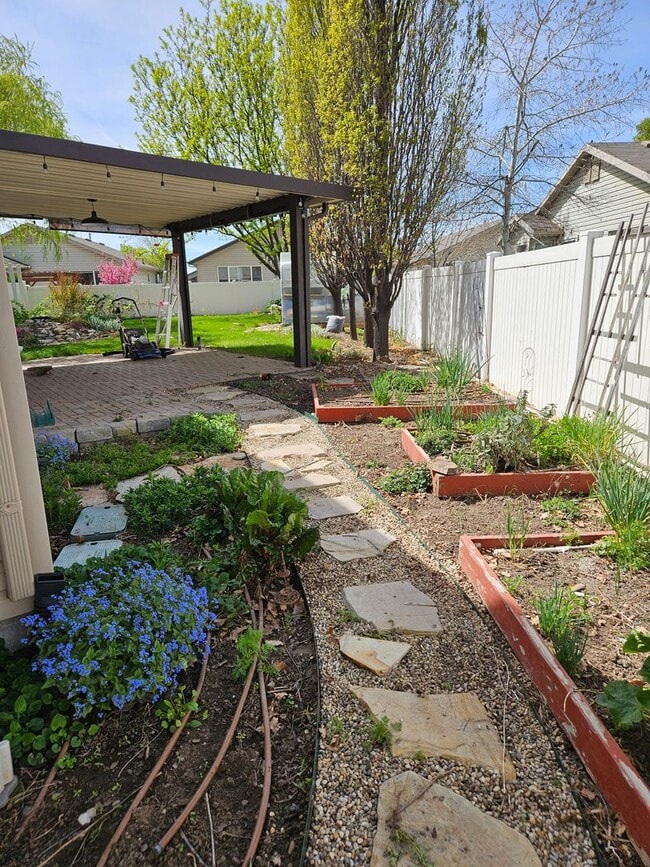 Building Photo - 3 Bedroom, North Salt Lake Gem with RV Parking, Workshop & Spacious Backyard Retreat