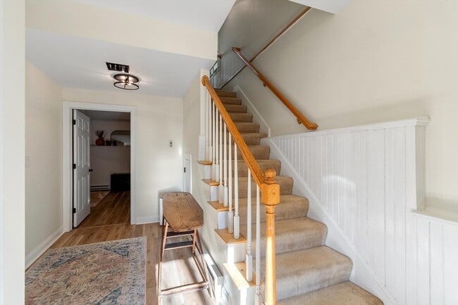 Building Photo - 270 Littleton Rd