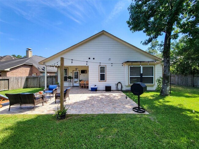 Building Photo - 17110 Tupelo Garden Cir