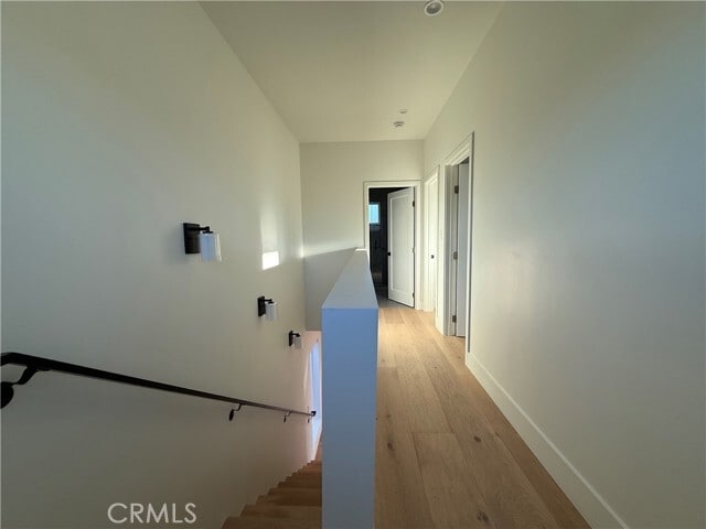 Building Photo - 22404 Vanowen St